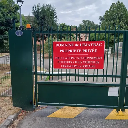 Comme A La Maison Chez Domi - Un Des Quartiers Residentiels Chics De *